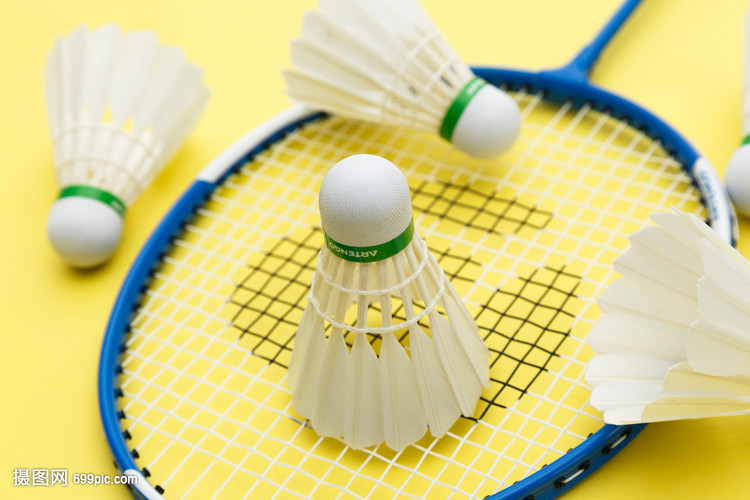 端展现出令 端展现出令