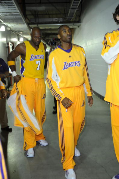 C罗通过自 C罗通过自